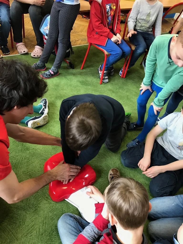 1. tř. Diskuse se záchranářem ZZSLK