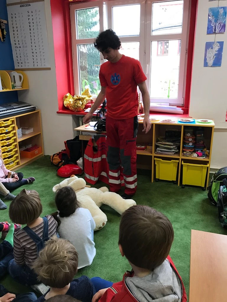 1. tř. Diskuse se záchranářem ZZSLK