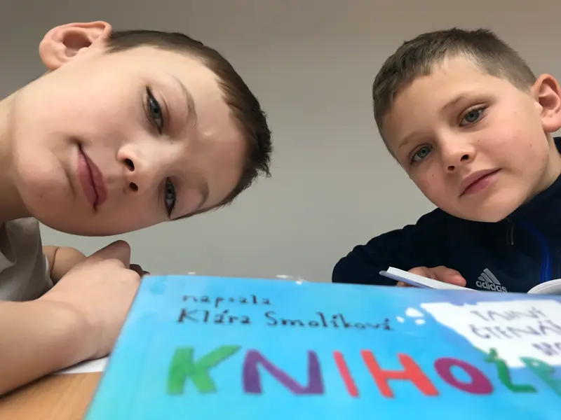 třeťáci vybírají knihu