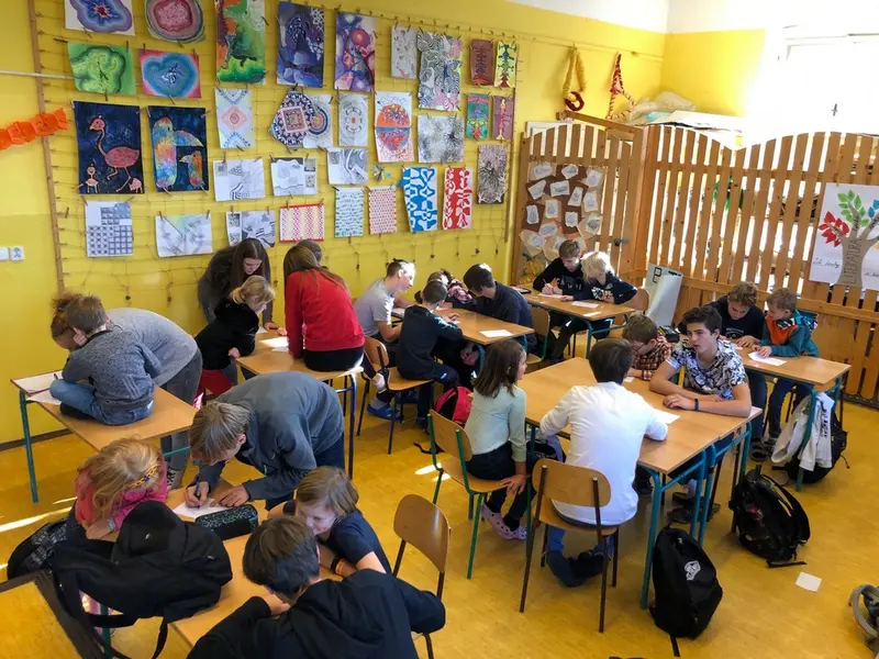 Patroni se učí s třeťáky