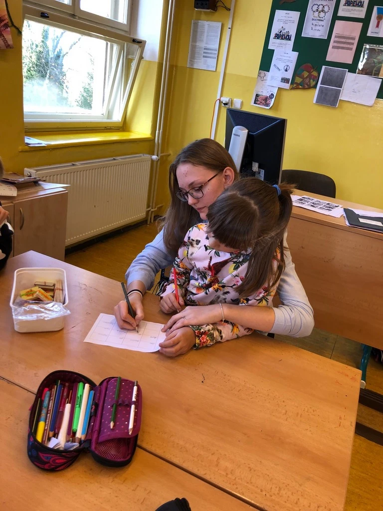 Patroni se učí s třeťáky