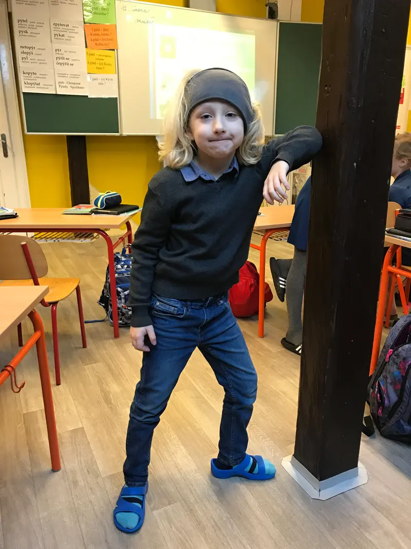 Třeťáci v divadle na Bajajovi