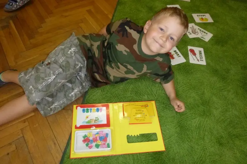 První hrátky s písmeny