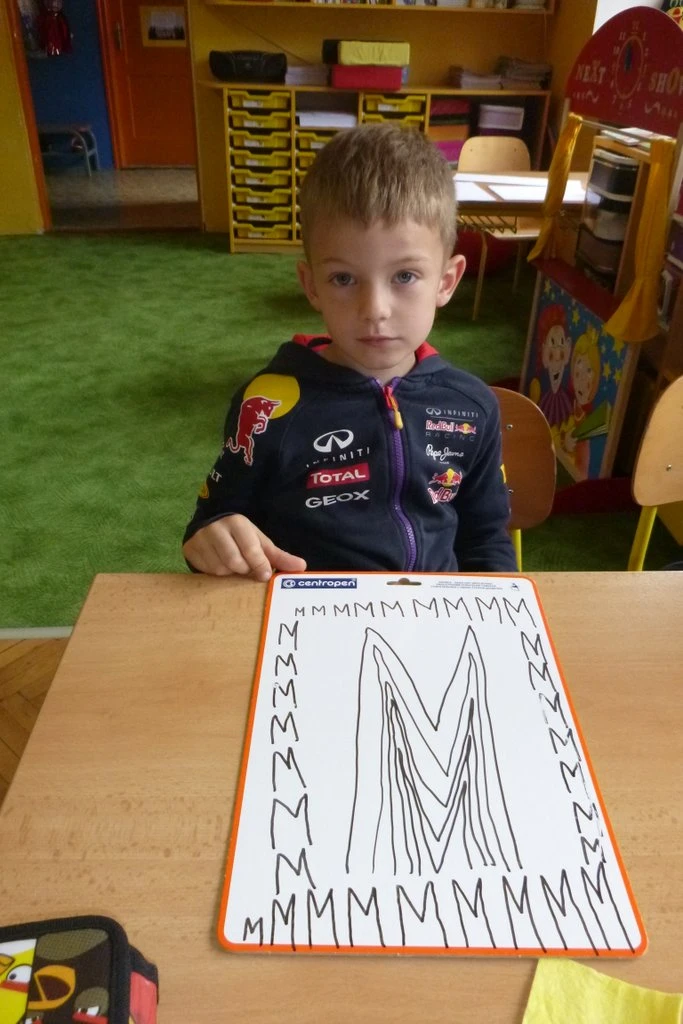 1.B První hrátky s písmeny