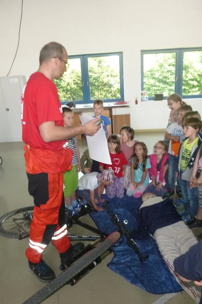 1. B NA LETIŠTI