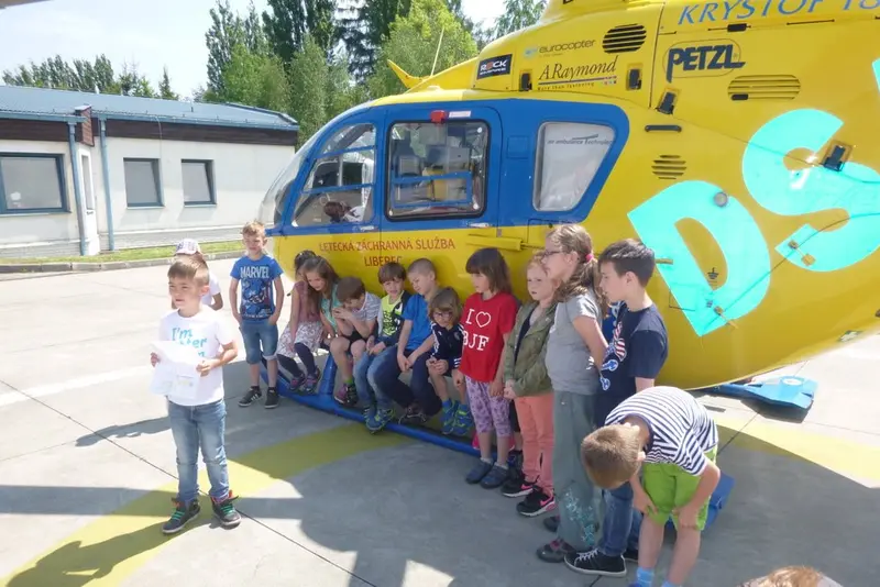 1. B NA LETIŠTI