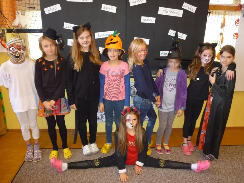 Halloweenský den 4.tř