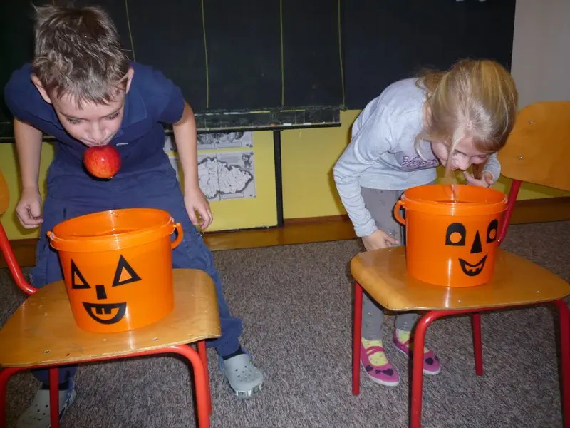 Halloweenský den 4.tř