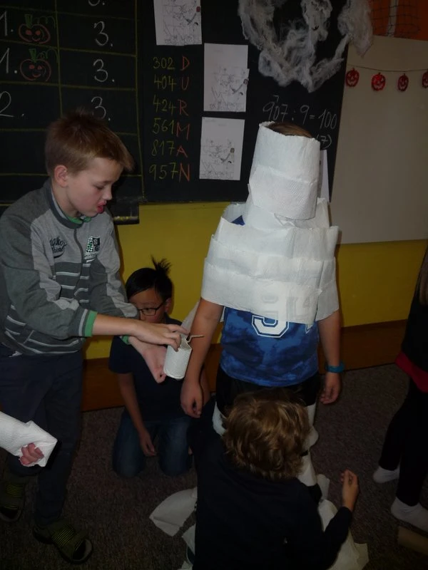 Halloweenský den 4.tř