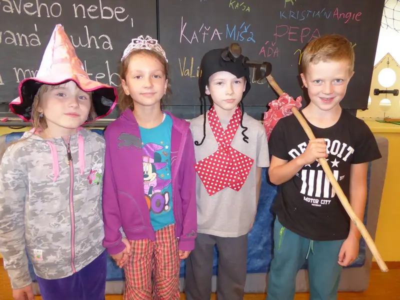 Harmonizační kurz 3. tř. - Zpátky do pohádky