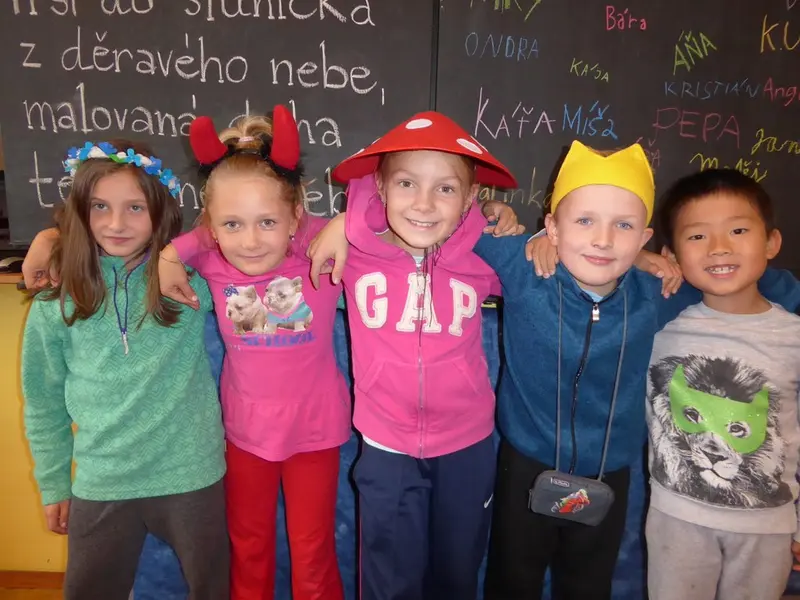 Harmonizační kurz 3. tř. - Zpátky do pohádky