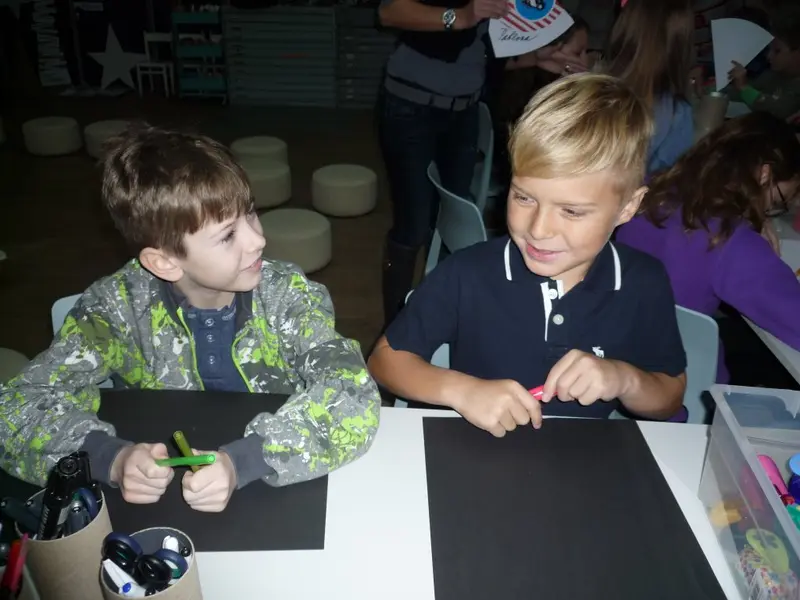 Vánoční dílna v galerii (3. tř.)