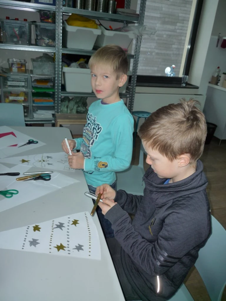 Vánoční dílna v galerii (3. tř.)