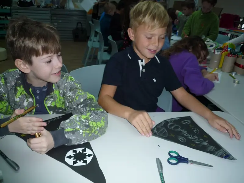 Vánoční dílna v galerii (3. tř.)