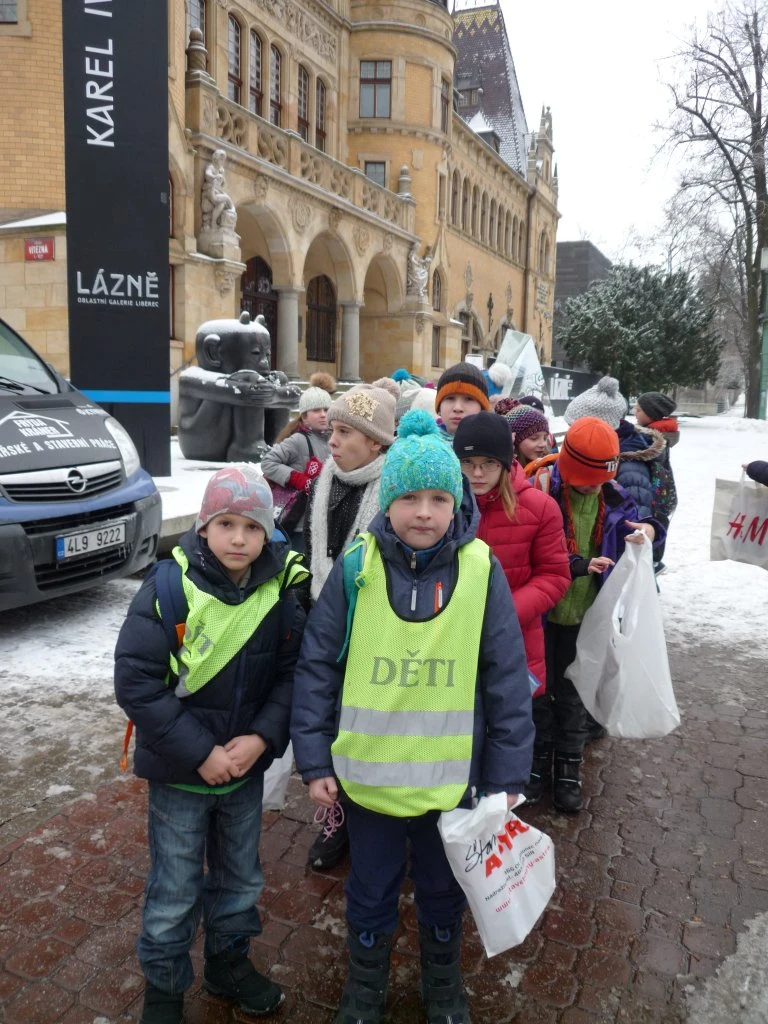 Vánoční dílna v galerii (3. tř.)
