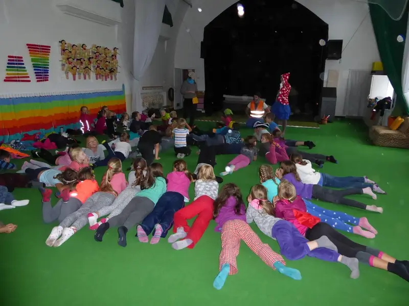 Harmonizační kurz 3. tř. - Zpátky do pohádky