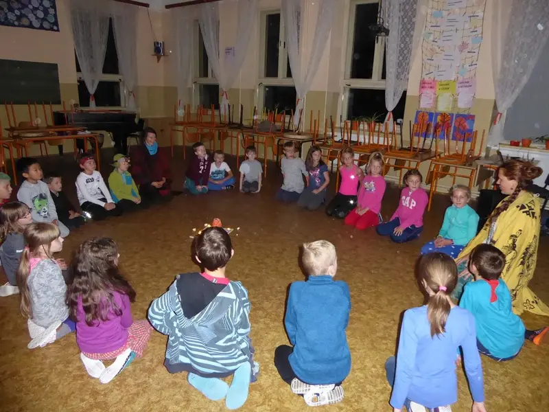 Harmonizační kurz 3. tř. - Zpátky do pohádky
