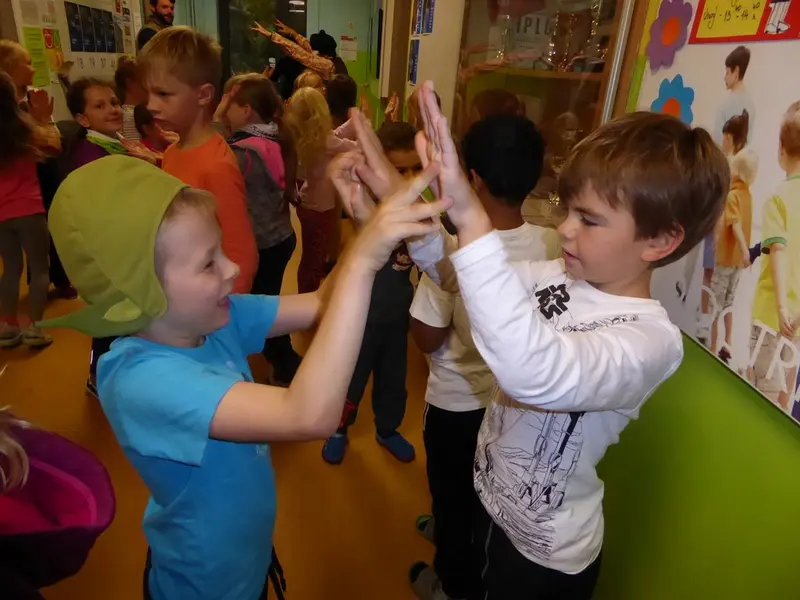 Harmonizační kurz 3. tř. - Zpátky do pohádky