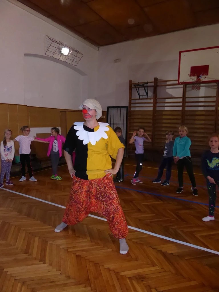 Harmonizační kurz 3. tř. - Zpátky do pohádky