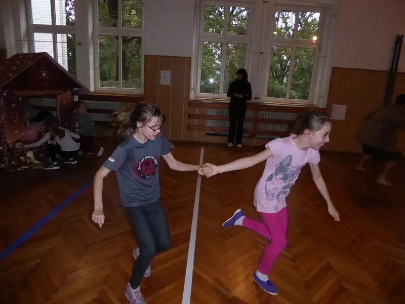 Harmonizační kurz 3. tř. - Zpátky do pohádky