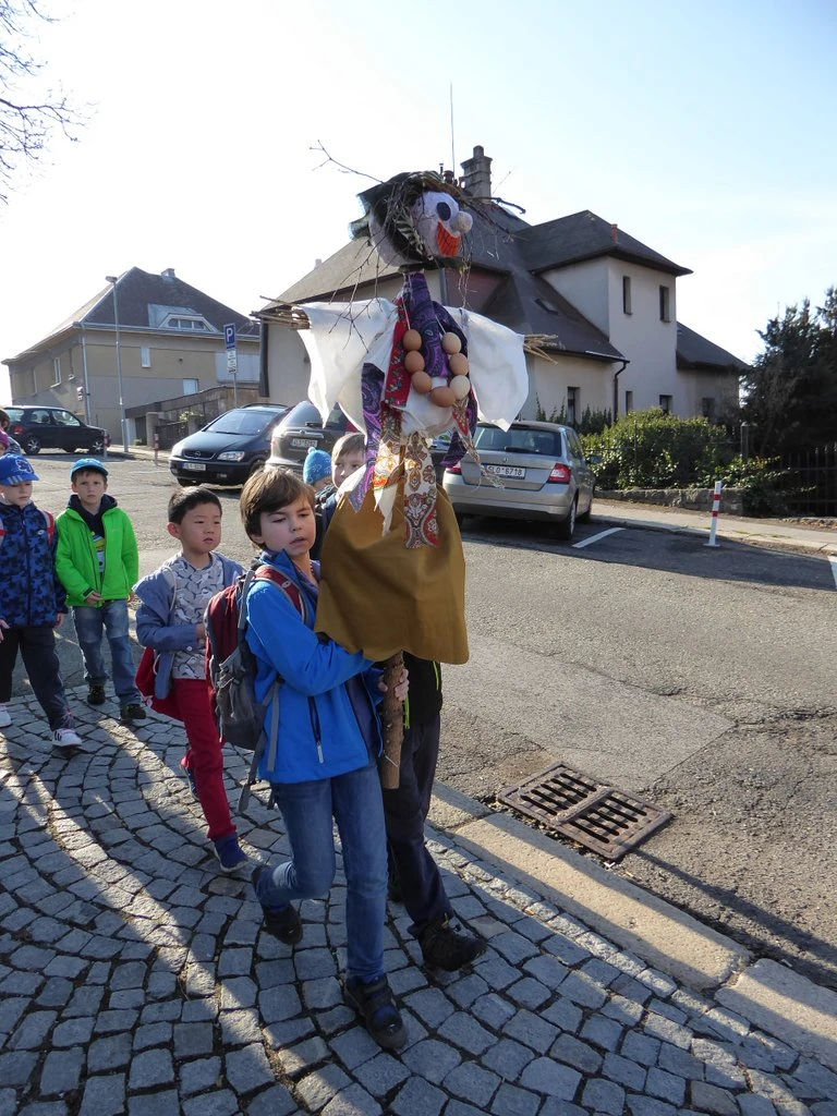 Vynášení Moreny s 3. třídou