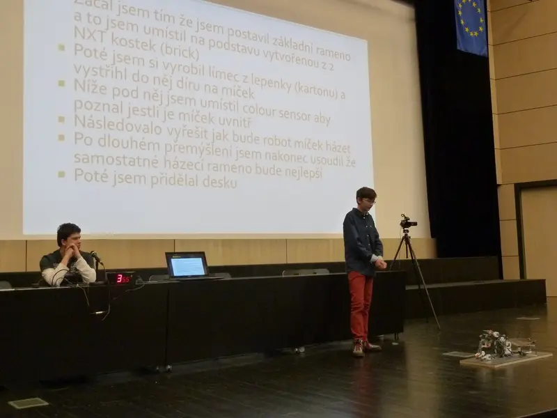 Soutěž robotů na TUL (5. tř)