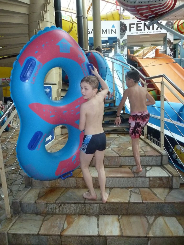 4. tř. v Aquapalace Praha
