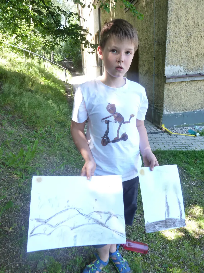 Galerie v trávě 4.třída