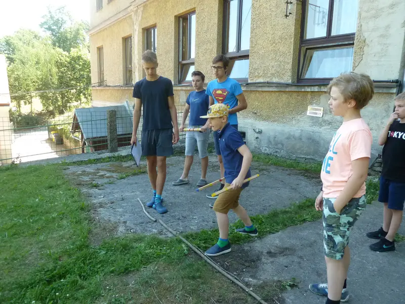 Třeťáci se loučili se svými patrony
