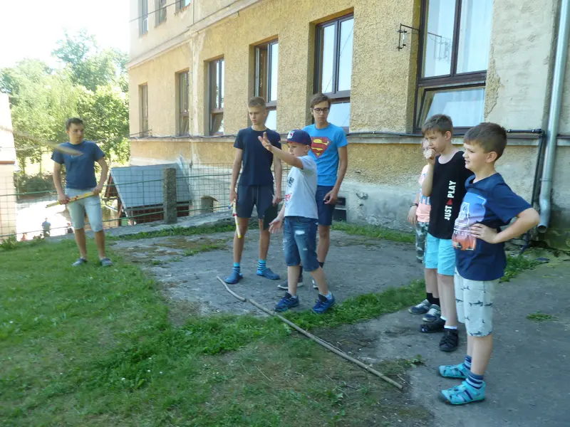 Třeťáci se loučili se svými patrony