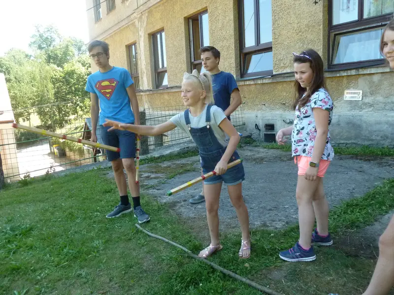 Třeťáci se loučili se svými patrony