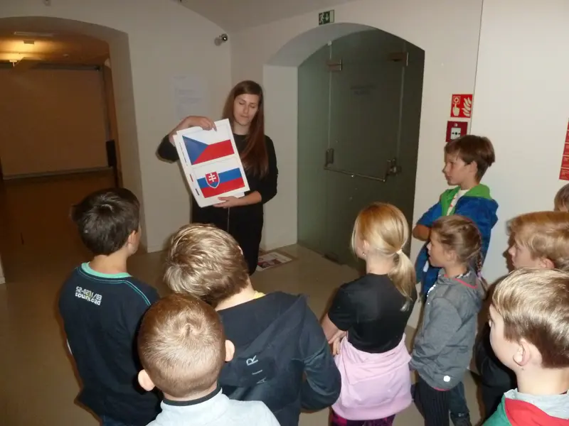 čtvrťáci tvoří v galerii