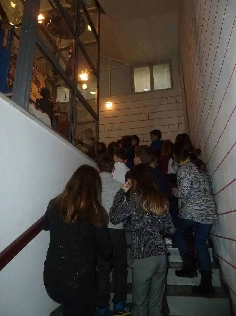 Třeťáci a čtvrťáci v divadle