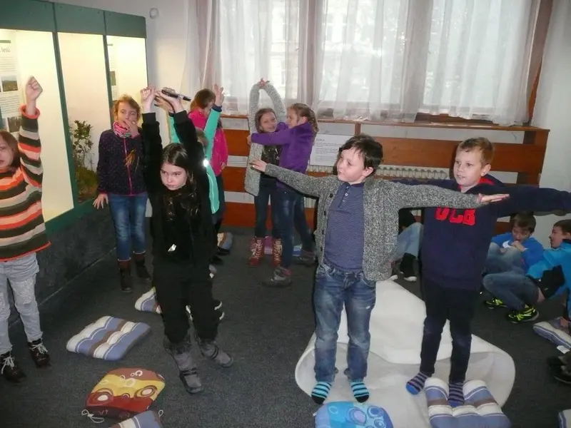 Na chvíli motýlem 4.tř