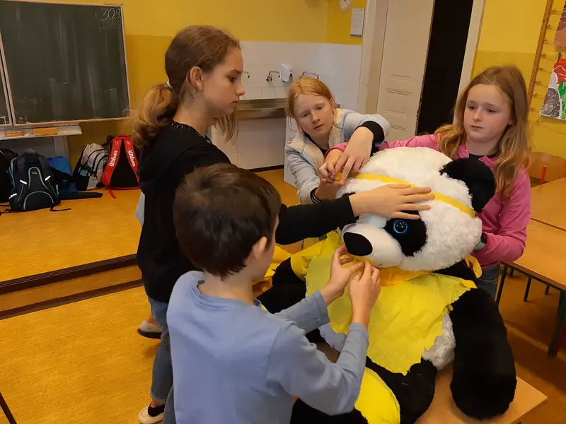 6.tř. Vv Zdobení objektů