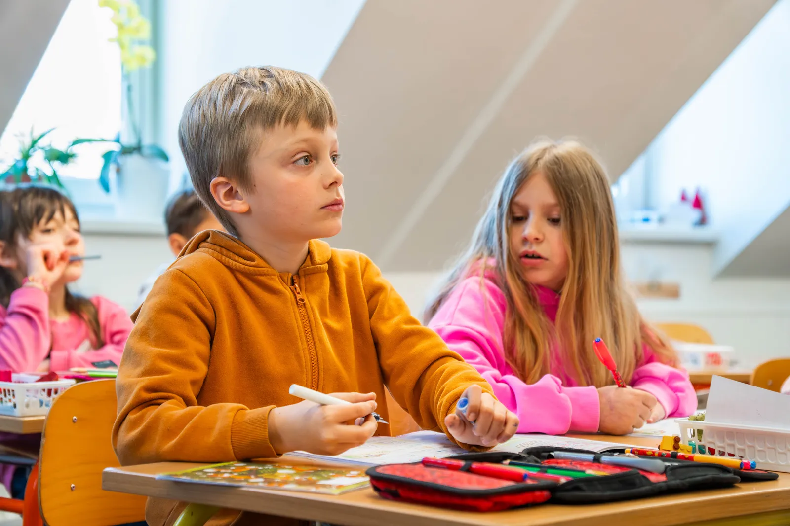 Žák ZŠ Doctrina při samostatné práci